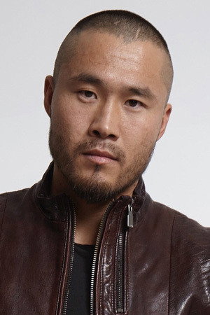 Naomen Eerdeni as Zhang Bao in Knights of Valour
