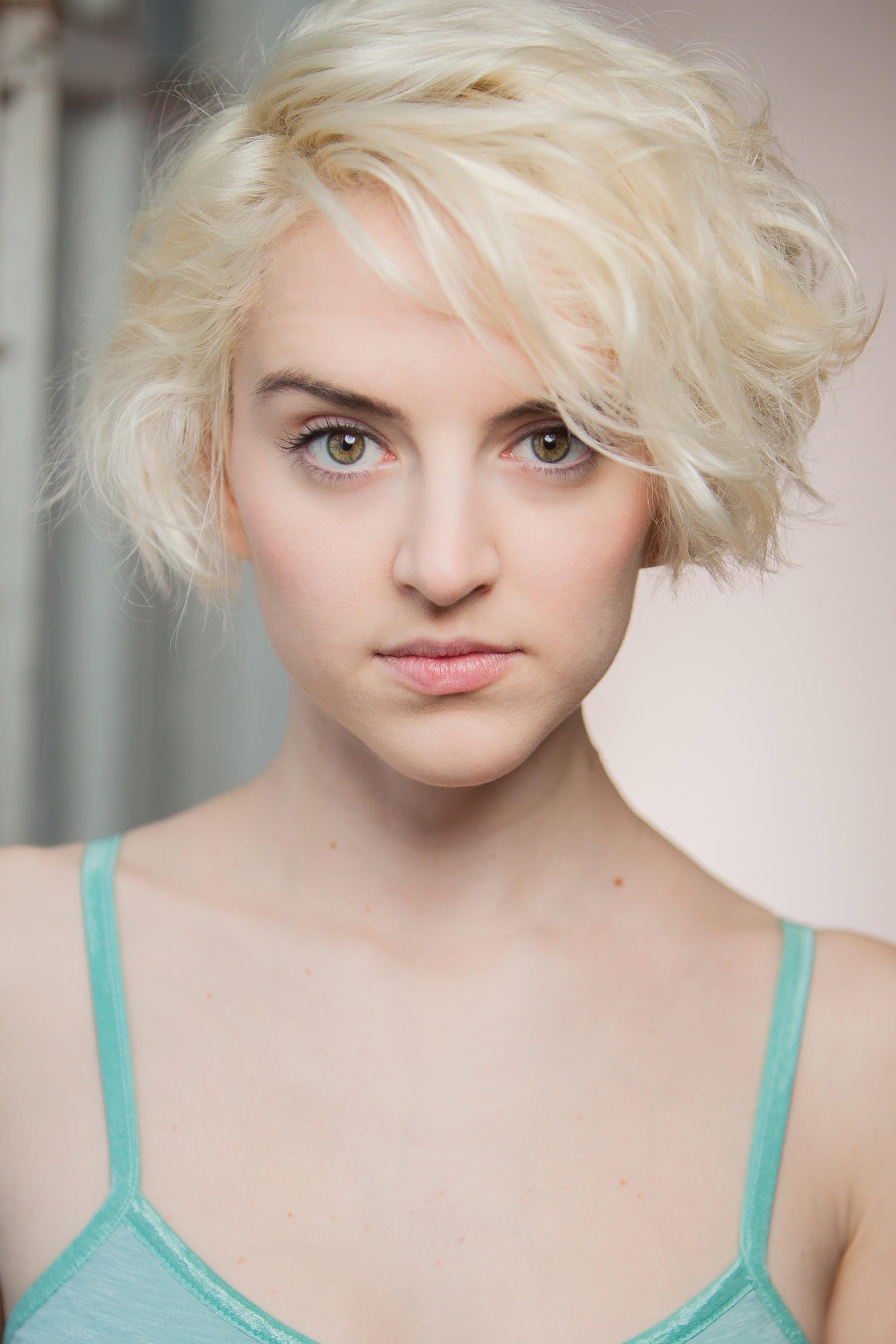 Tessa Netting as Alice in Dreamstone