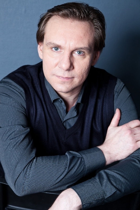 Андрей Егоров as Mikhail Beznogiy in Margarita Nazarova
