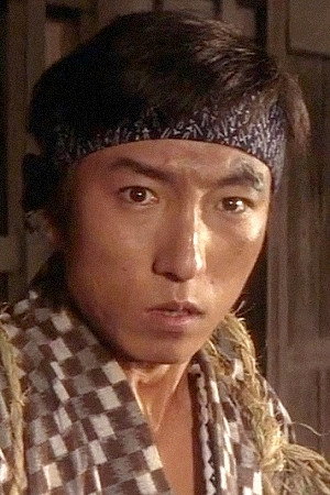 中村裕 as Inokichi in Rabble Tactics
