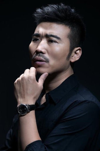 Donglin Li as 花猫 in Peking In Flames