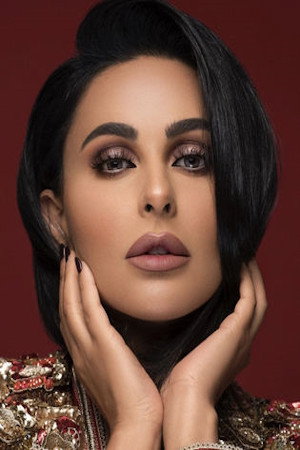 Mais Hamdan as غاليا in Taraf Talet