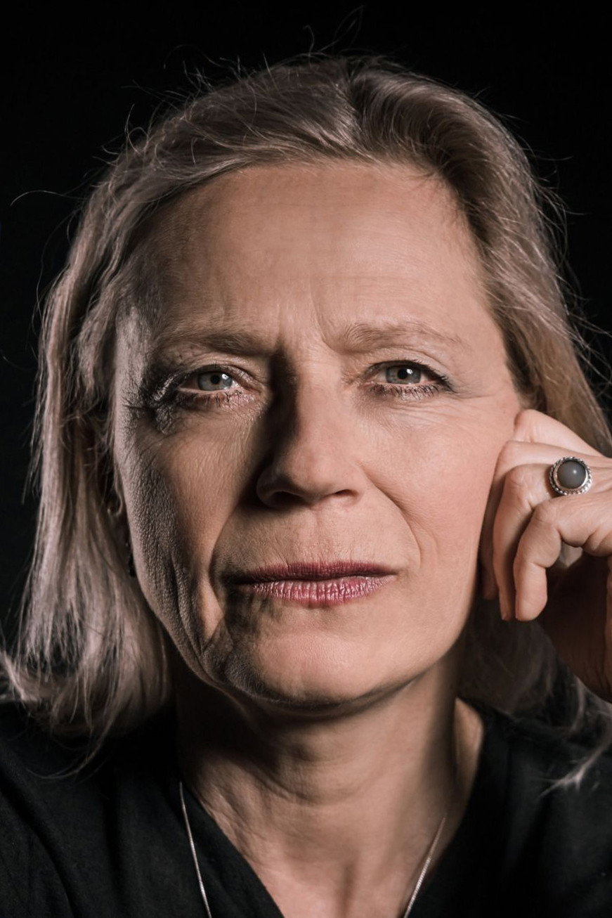 Karolína Frydecká as Jarmila in Bardi