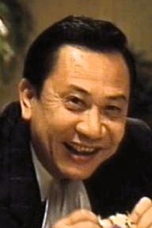 衞青 as Kan's father in Queen's Bench III