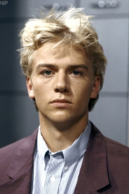 Antonie Kamerling as Lieutenant Kessel in Exorcist: The Beginning