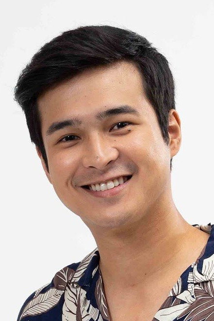 Jerome Ponce as Zion Magtibay in For Each Other