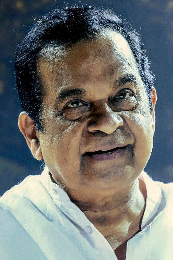 బ్రహ్మానందం as Lecturer in Prema Sikharam