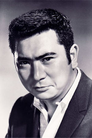勝新太郎 as Manji in Mute Samurai