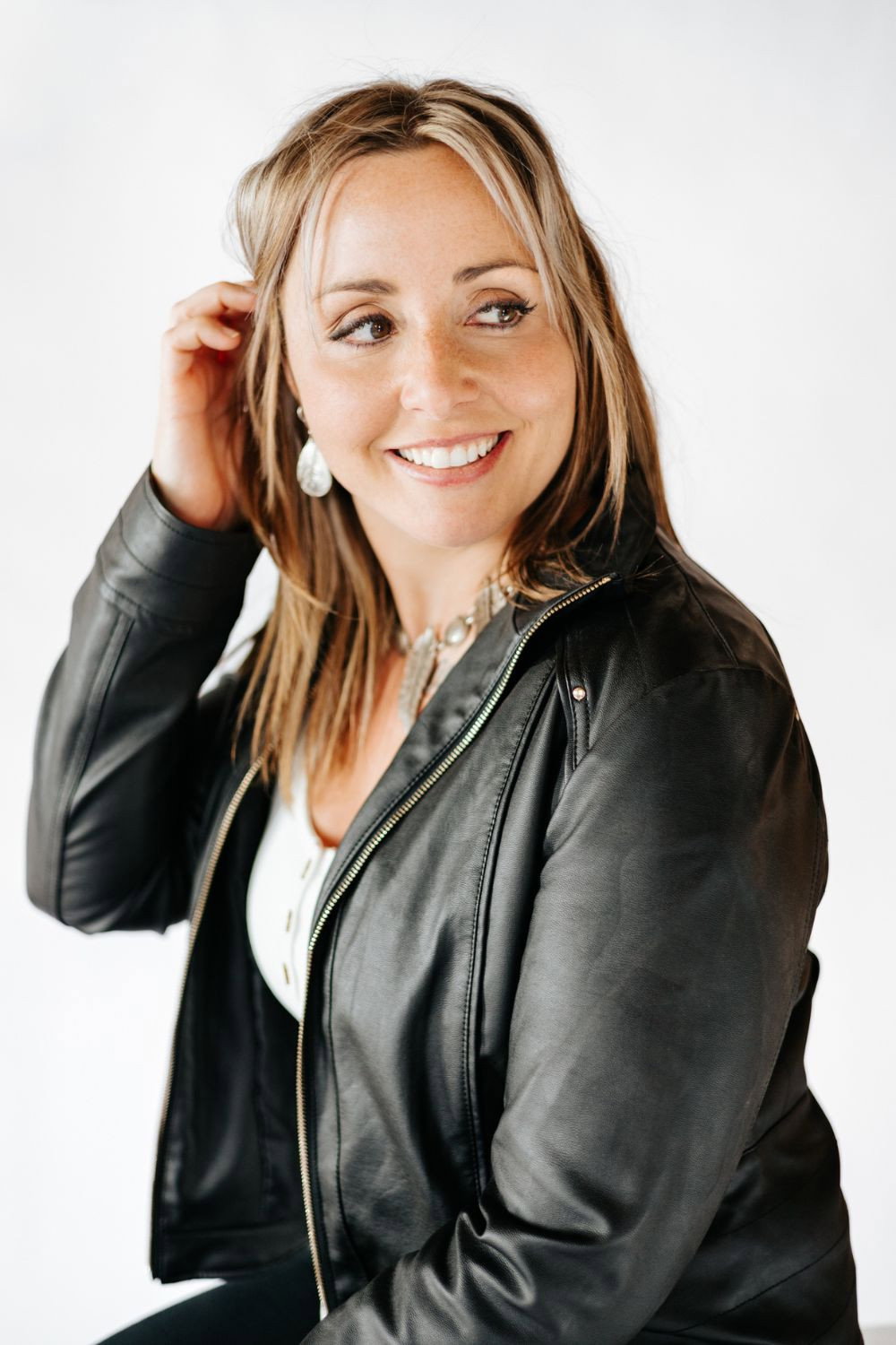 Émilie Ferland as Self in Un zoo pas comme les autres