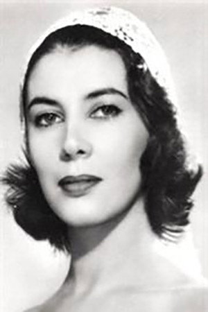 Myriam Bru as Maggy in Une fille dans le soleil