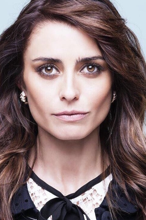 Patrícia Tavares as Xana in Primeiro Amor