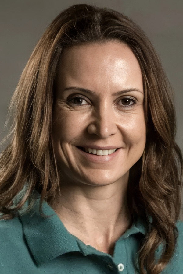 Maurren Maggi as Self - Contestant in Exathlon Brasil