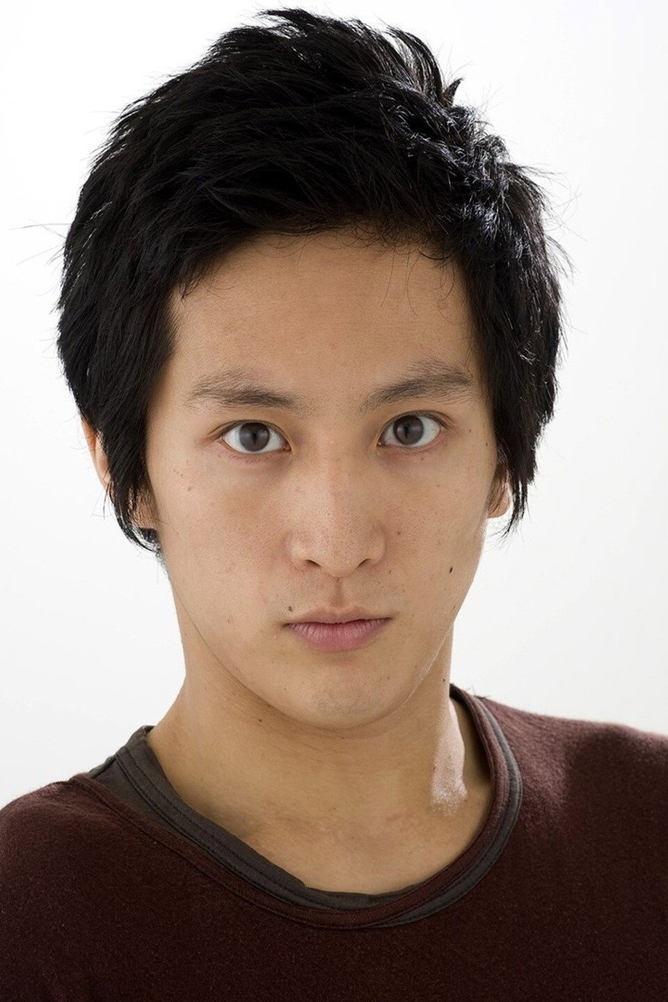 成河 as 真悟 in My Name is Shingo