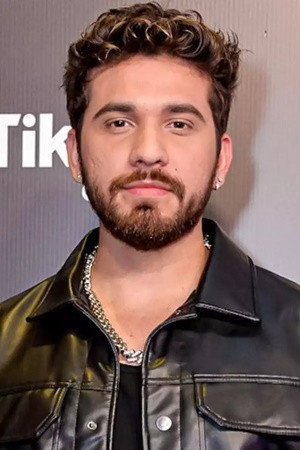 Gustavo Mioto as Diego in Cinderela e o Segredo do Pobre Milionário