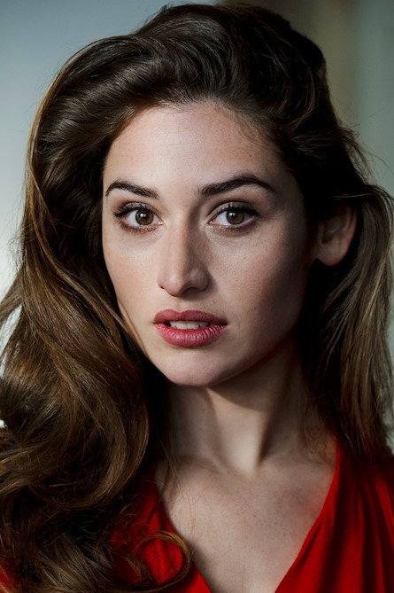 Deleila Piasko as Norah Richter in The Shadow