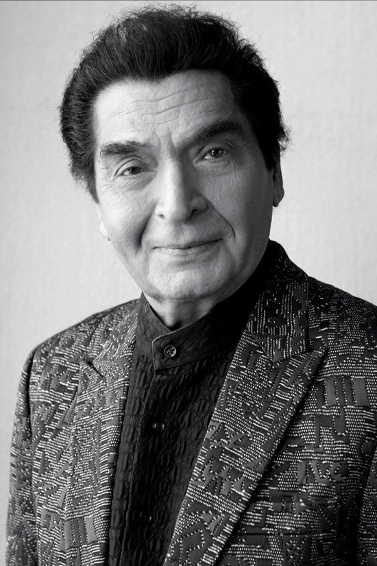 Govardhan Asrani as Murli in Bandish