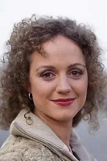 Angelique de Bruijne as Doreen in Marrakech