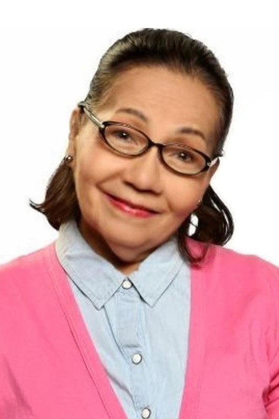 Flora Gasser as Manang in Torotot