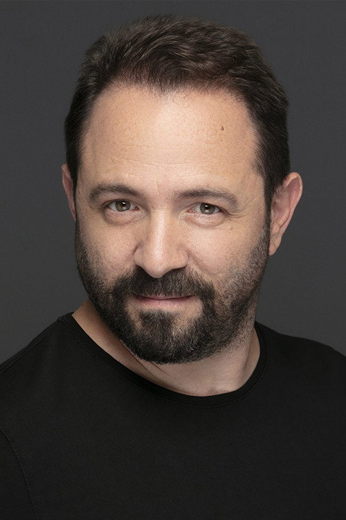Önder Açıkbaş as Remzi in Şaşkın Bakkal 216