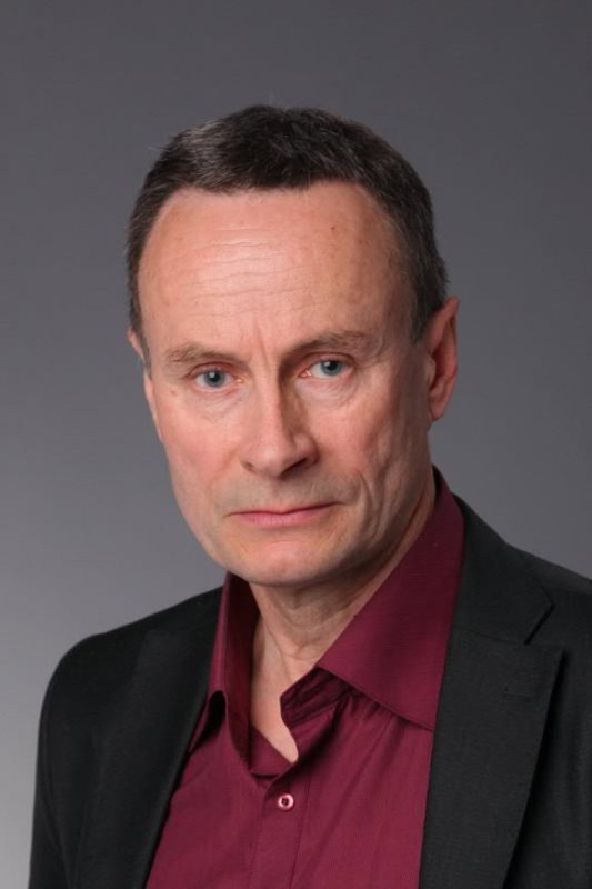 Сергей Холмогоров as Detective in Apartment 18