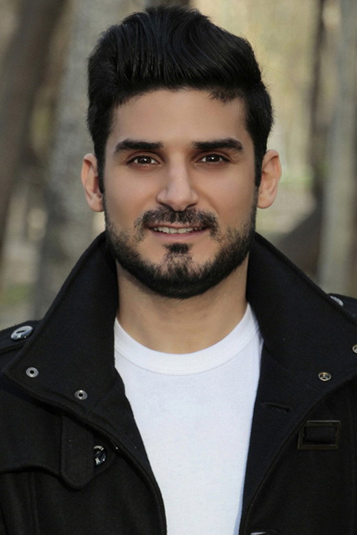 Ehsan Shahbazi as Ehsan in The Road of Love