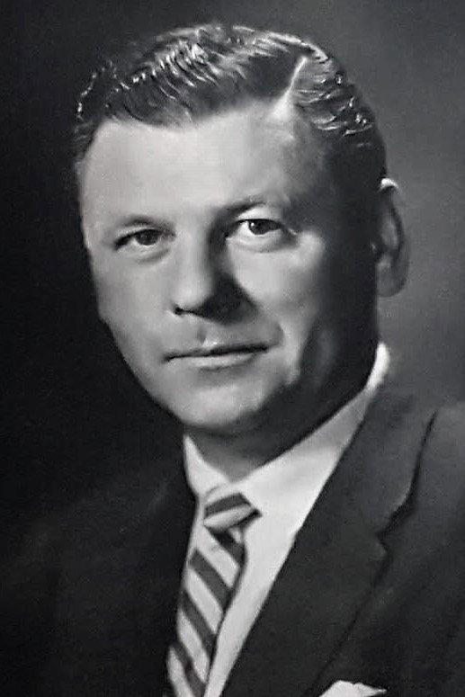 Richard Fraser as The Stonemason in Bedlam
