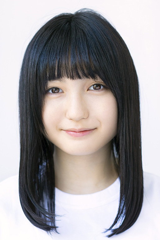 篠川桃音 as Young Ichiko in Little Forest: Summer/Autumn