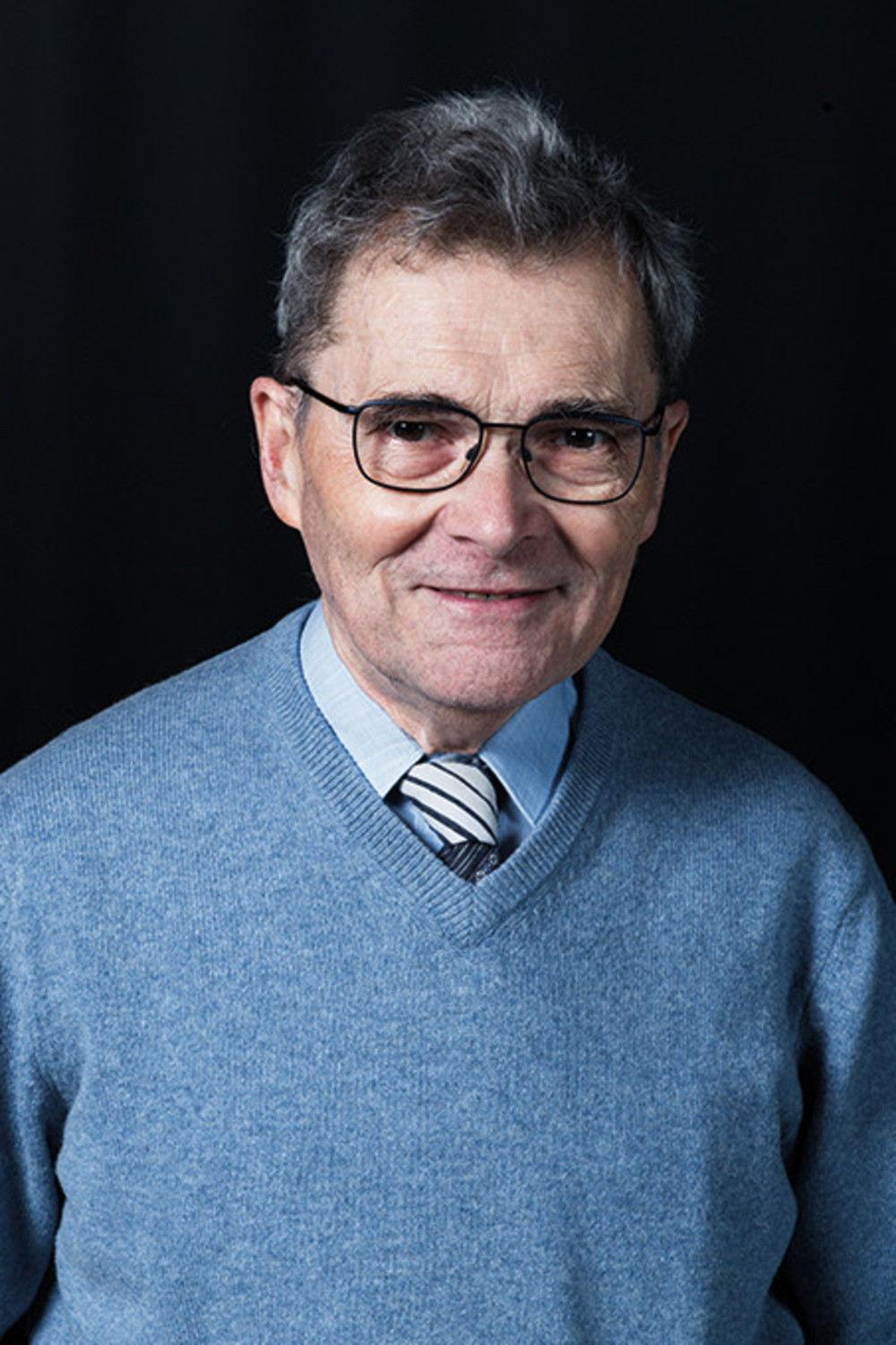 Jaroslav Someš as Bedřich, the eldest son of the Raceks in A Life at Stake