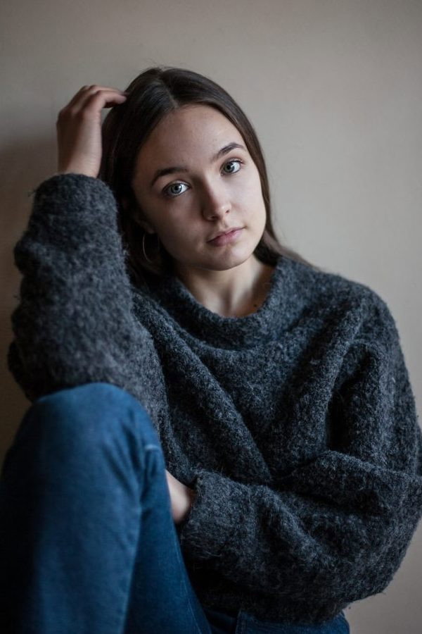 Elli Melasniemi as Olivia in Seventeen