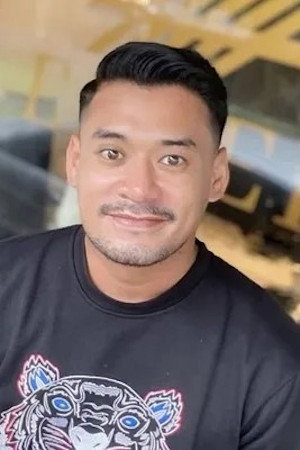 Dwi Surya as Kahfa in Assalamualaikum Calon Imam