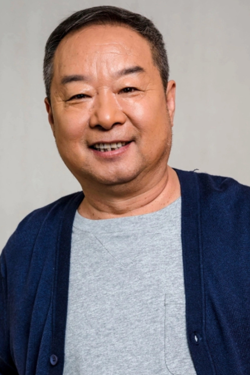 张绍荣 as Maitreya in Stabbing Into the Throat