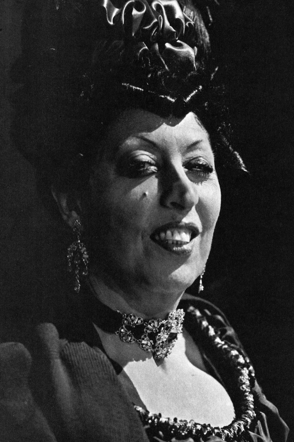 Barbara Herrera as madre di Walter in I Fichissimi