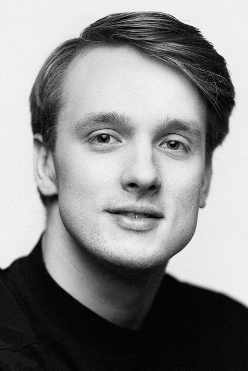 Антон Лобан as Slava in Fear Nothing, I’m With You