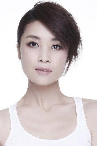 Yi Chunde as Gao Chong in National Defence Student