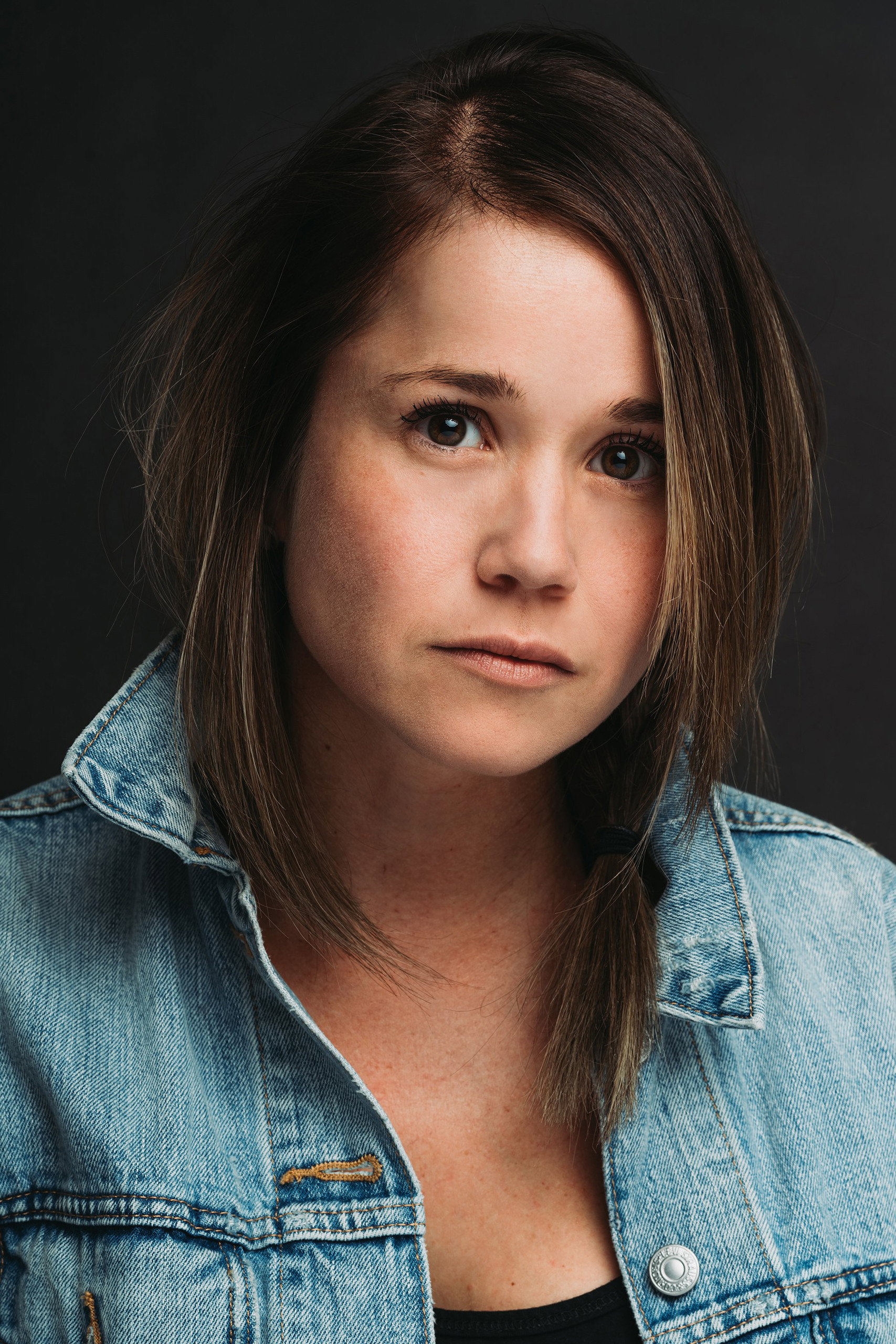 Éliane Gagnon as Eva: Banshee in The Source of Shadows