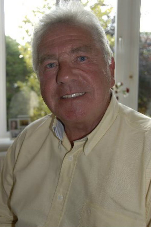 David Ross as Frank in 32 Brinkburn Street
