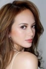 Ellen Adarna is