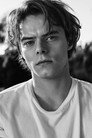 Charlie Heaton is