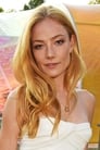 Clara Paget is
