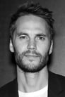 Taylor Kitsch is