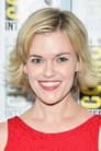 Kari Wahlgren is