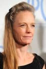 Suzy Amis is